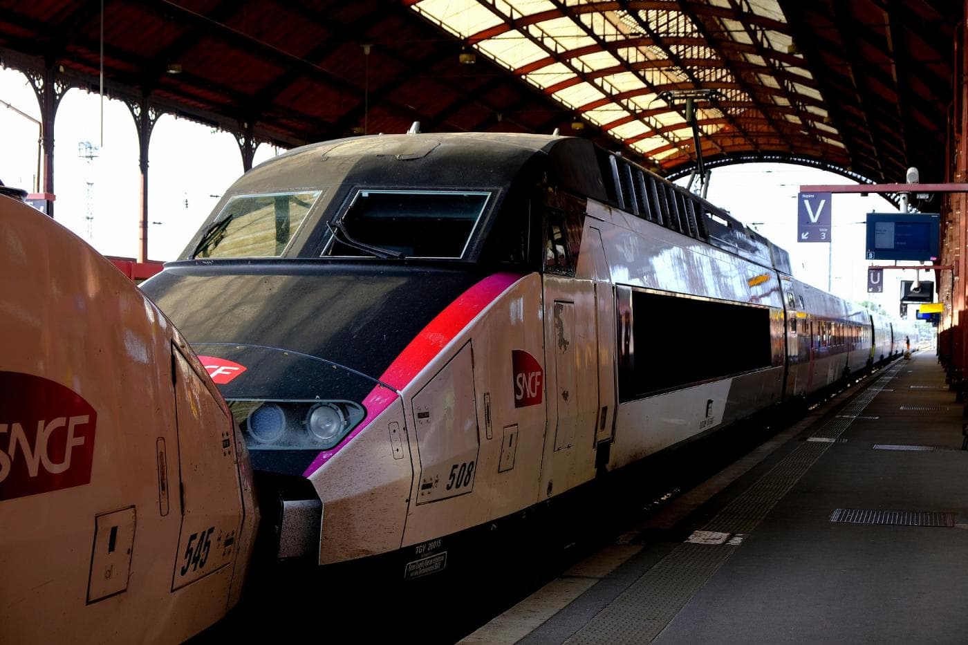 tgv-1-team-2425642_1920.jpg