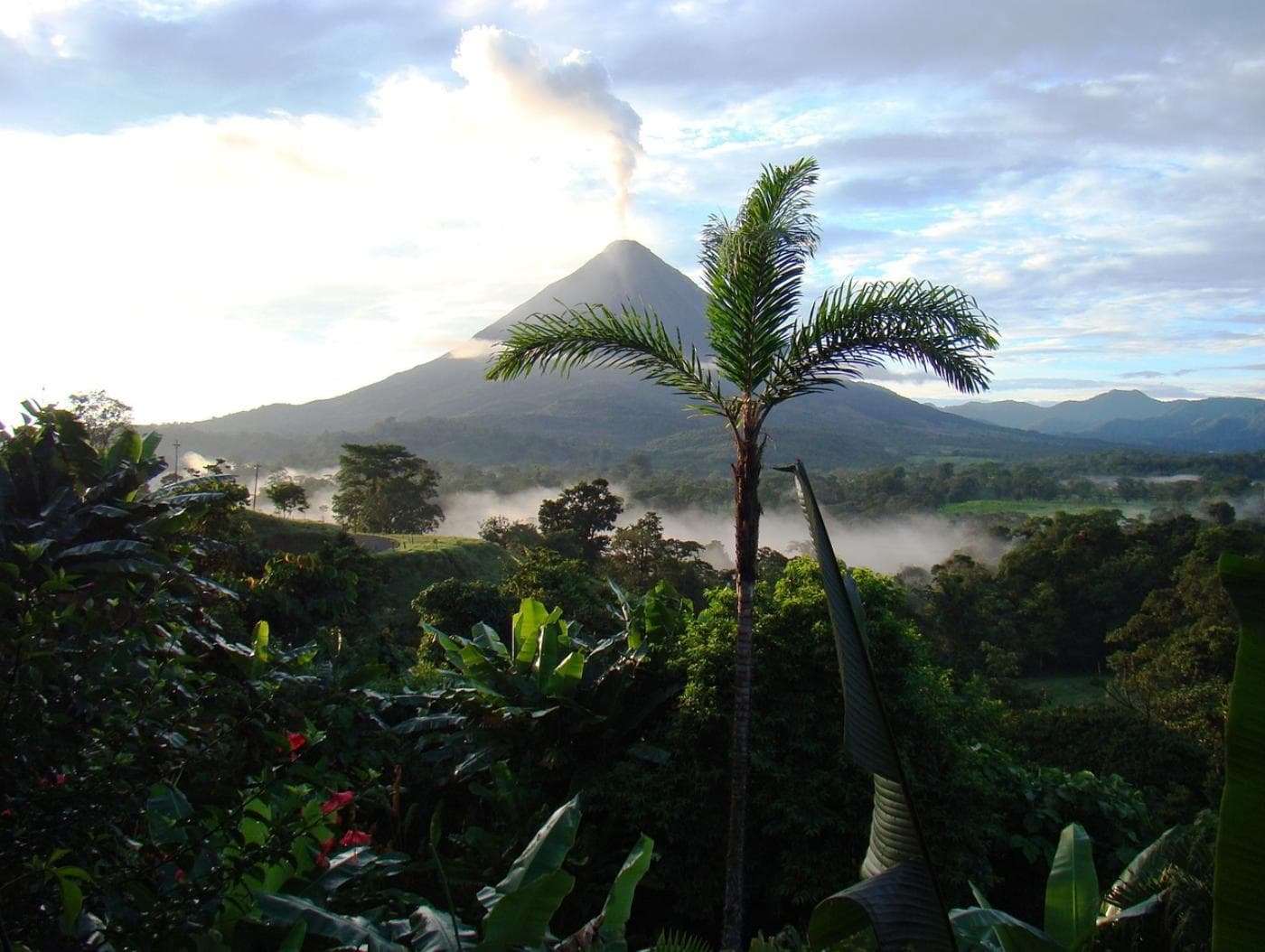 volcano-718277_1280.jpg